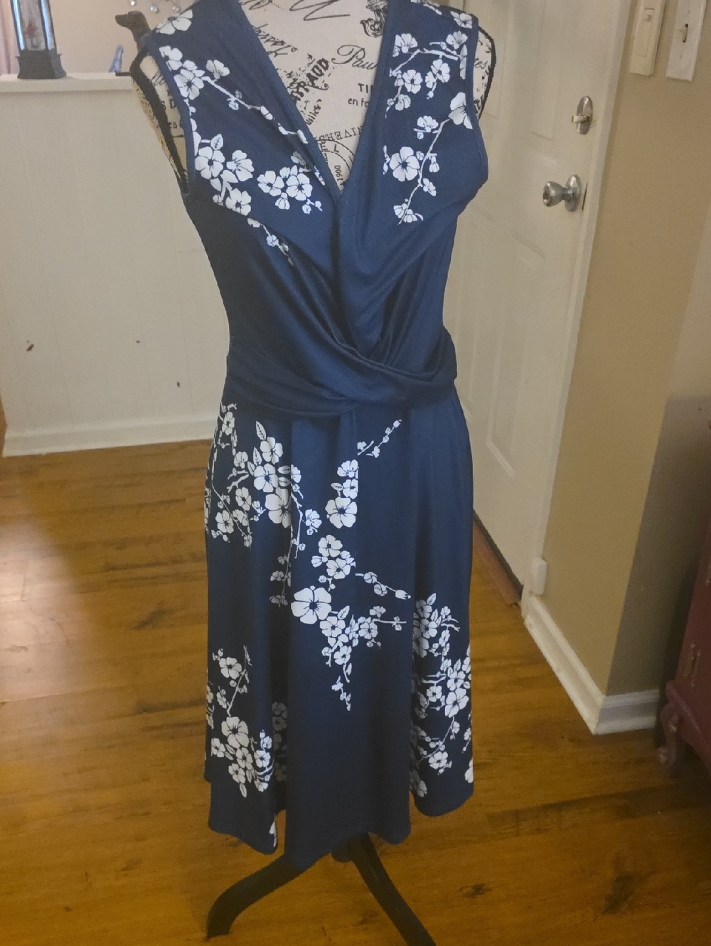 SHEIN Navy Floral Faux-Wrap Midi Dress